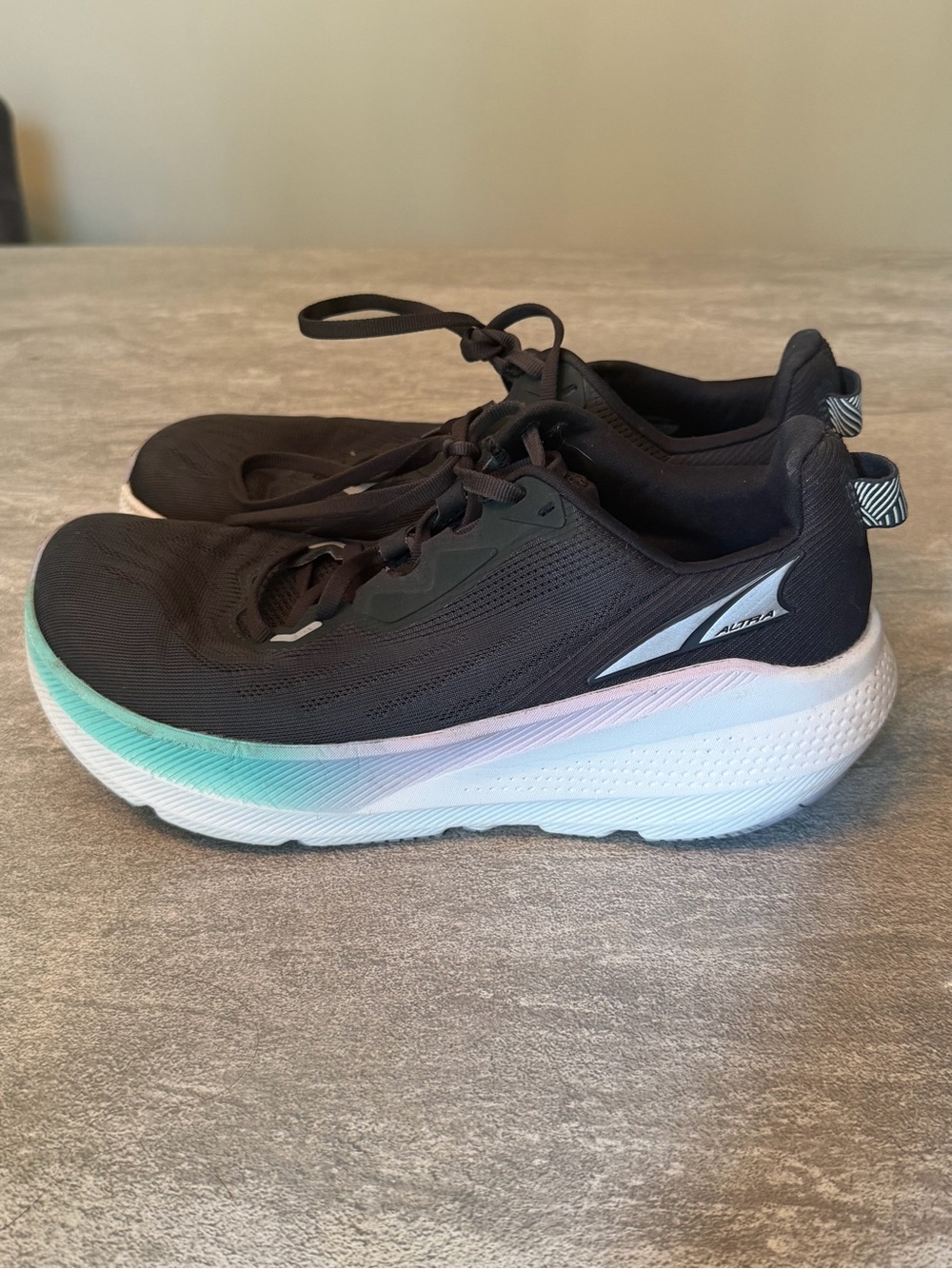 Altra FWD Via road running shoes Women’s Size 8.5 Black